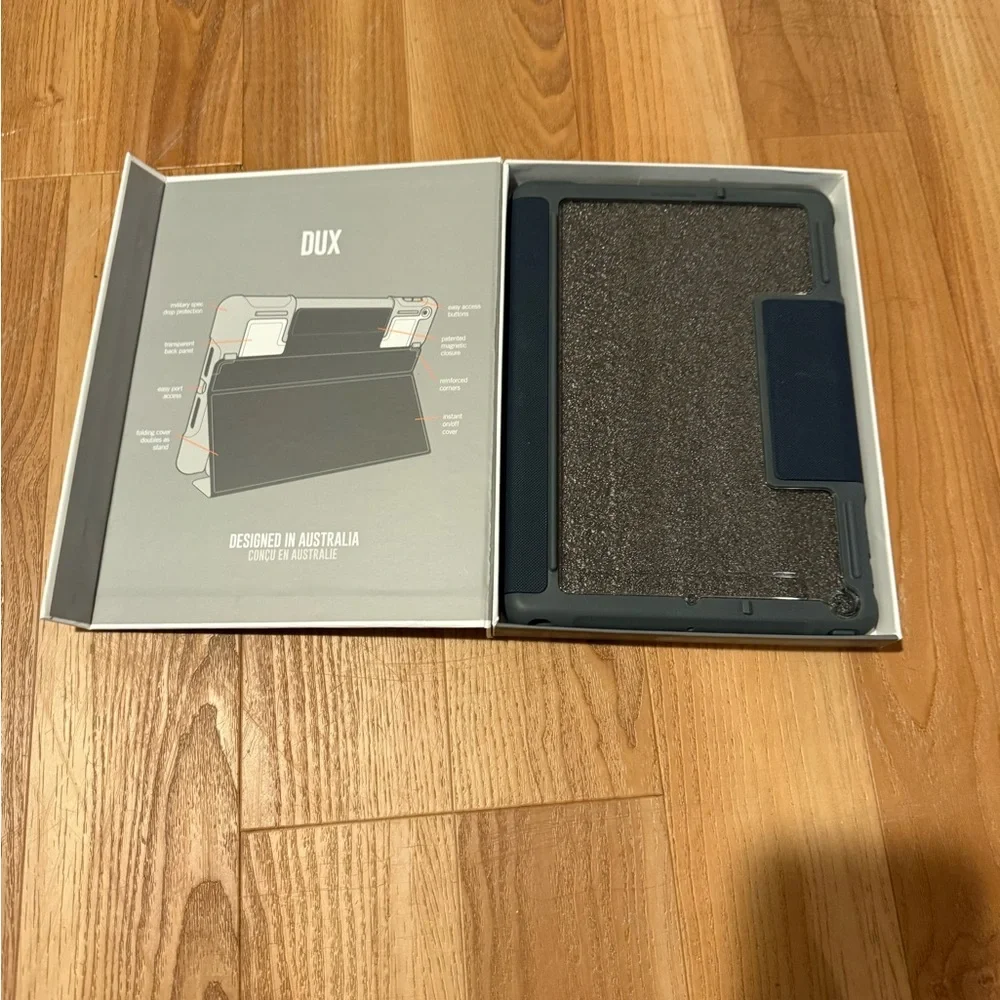 Dux iPad case